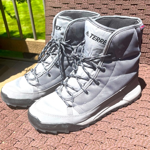 Adidas Terrex Women’s insulated winter adventure boots - Picture 1 of 5